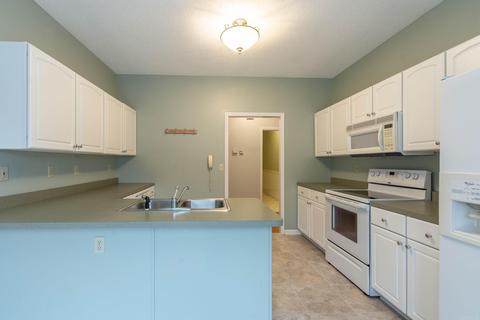 4414 E Bridgestone Dr, Bloomington, IN 47401 photo 8