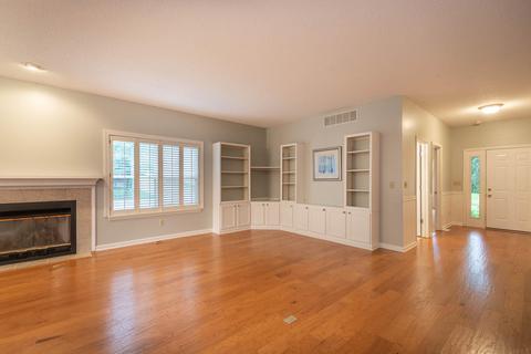 4414 E Bridgestone Dr, Bloomington, IN 47401 photo 2