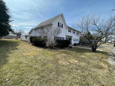 314 Eighth St, Fairmount, IN 46928 photo 2
