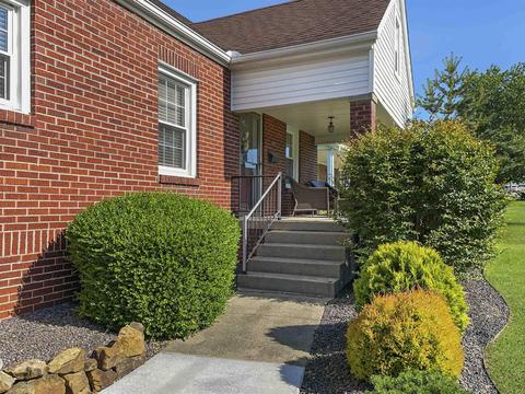 925 Bartley St, Jasper, IN 47546 photo 3