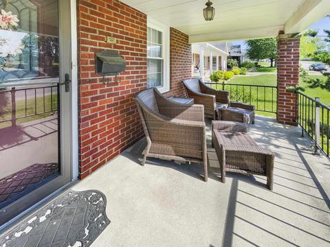 925 Bartley St, Jasper, IN 47546 photo 4