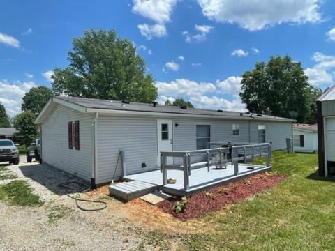 806 N Cauble St, Salem, IN 47167 photo 3