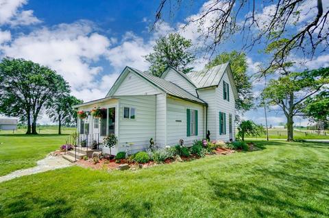 11014 E Baseline Rd, Avilla, IN 46710 photo 1