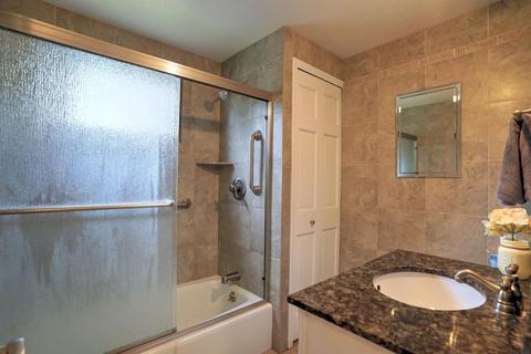 15385 Montecito Dr, Granger, IN 46530 photo 20