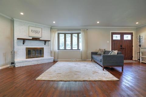 15385 Montecito Dr, Granger, IN 46530 photo 8