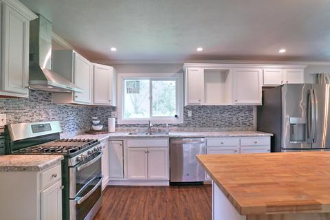 15385 Montecito Dr, Granger, IN 46530 photo 15