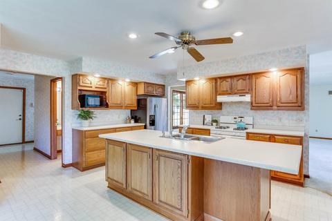 50580 Bear Claw Ct, Granger, IN 46530 photo 10
