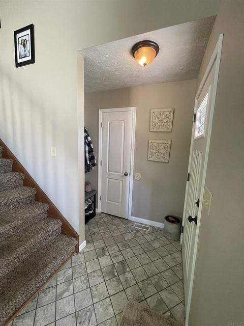 11 Cobblestone Ct, Delphi, IN 46923 photo 5