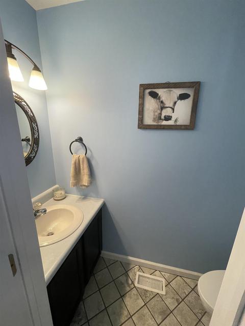 11 Cobblestone Ct, Delphi, IN 46923 photo 6