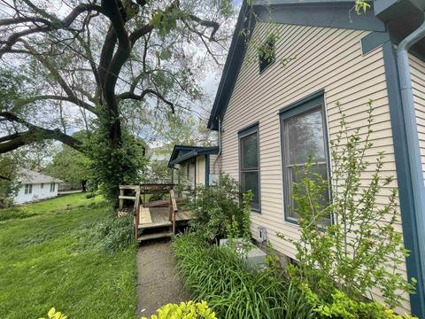 413 W Howe St, Bloomington, IN 47403 photo 2