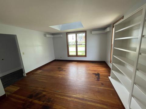 413 W Howe St, Bloomington, IN 47403 photo 5