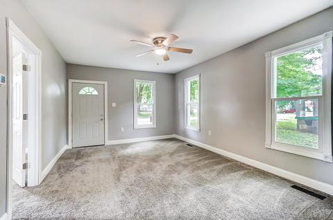 215 Sycamore, Lagrange, IN 46761 photo 3