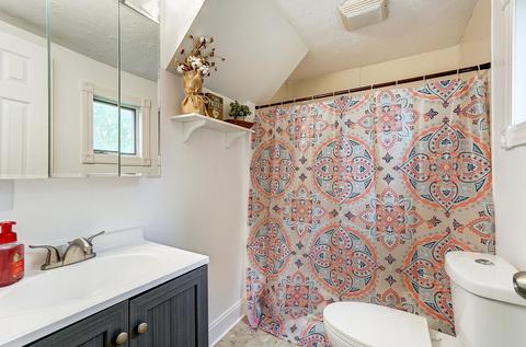 215 Sycamore, Lagrange, IN 46761 photo 11
