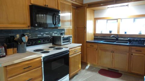 511 E King St, Garrett, IN 46738 photo 10