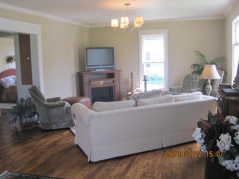527 S Main St, Dunkirk, IN 47336 photo 7