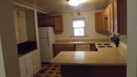 704 S Wayne St, Hamilton, IN 46742 photo 4