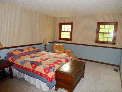 4875 N Thomas Rd, Bloomington, IN 47404 photo 12