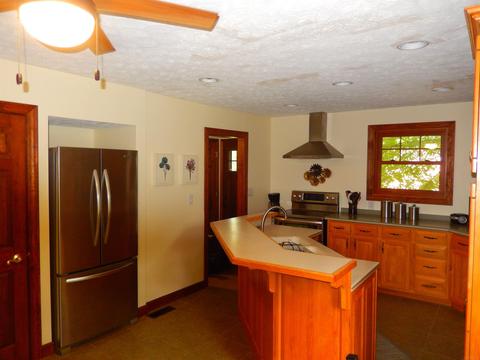 4875 N Thomas Rd, Bloomington, IN 47404 photo 7