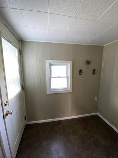 2072 S Salem Rd, Monroe, IN 46772 photo 4
