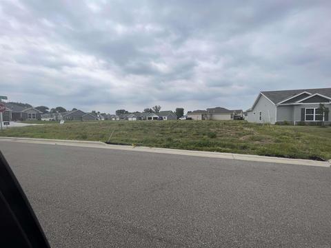 3890 Gregory Ct, Warsaw, IN 46582