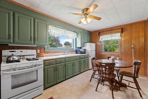 314 E Hammontree St, Larwill, IN 46764 photo 3