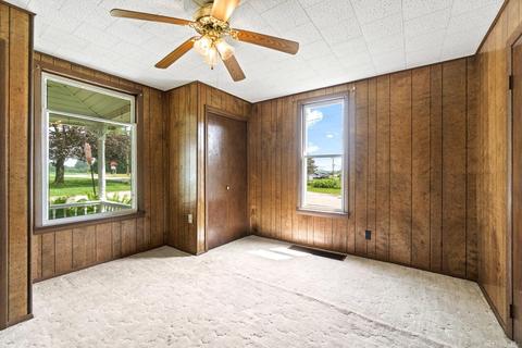 314 E Hammontree St, Larwill, IN 46764 photo 8