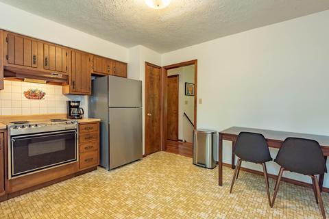 4397 E Timbercrest Dr, Bloomington, IN 47408 photo 11