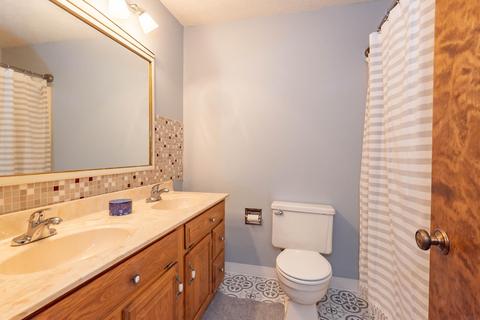 4397 E Timbercrest Dr, Bloomington, IN 47408 photo 23