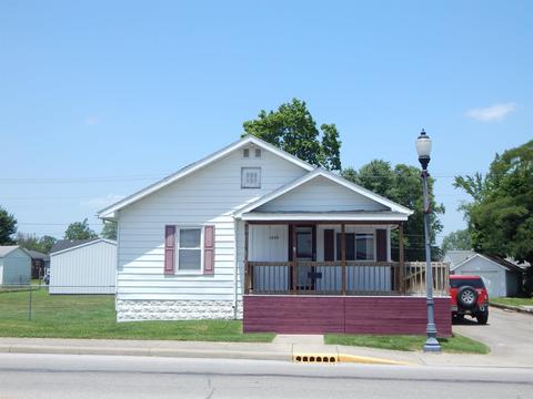 1205 W Main St, Mitchell, IN 47446 photo 1