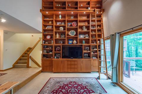 5485 E James Rd, Bloomington, IN 47408 photo 6