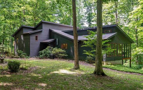 5485 E James Rd, Bloomington, IN 47408 photo 2