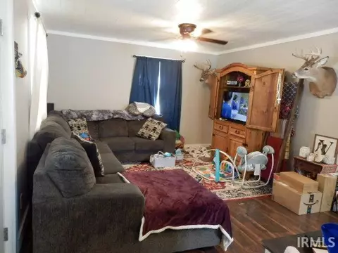 636 S 7th St, Mitchell, IN 47446 photo 5