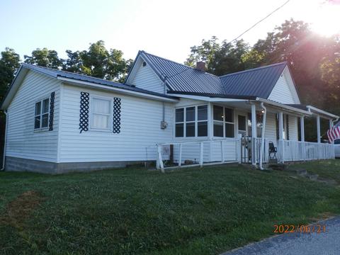5479 E Tulip Rd, Bloomfield, IN 47424 photo 3