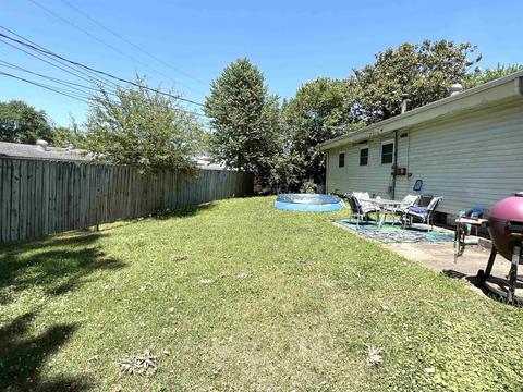 4 Lambert Pl, Mount Carmel, IL 62863 photo 12