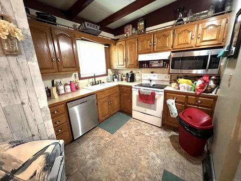 4 Lambert Pl, Mount Carmel, IL 62863 photo 4