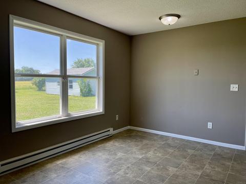 112 Chapel Ln, Ashley, IN 46705 photo 3