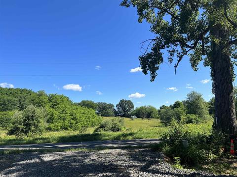 25226 Adams Rd, South Bend, IN 46628