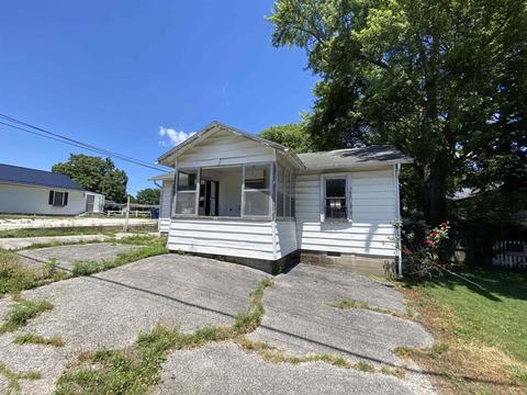 911 22nd St, Bedford, IN 47421 photo 3
