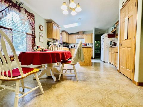 401 Old Buddha Rd, Bedford, IN 47421 photo 16
