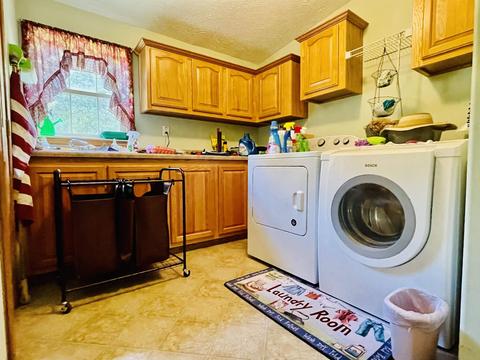 401 Old Buddha Rd, Bedford, IN 47421 photo 33
