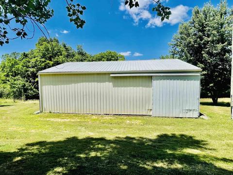 401 Old Buddha Rd, Bedford, IN 47421 photo 10