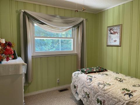 133 Edgewood Dr, Bedford, IN 47421 photo 10