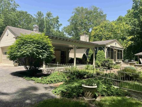 412 E Main St, Delphi, IN 46923 photo 3