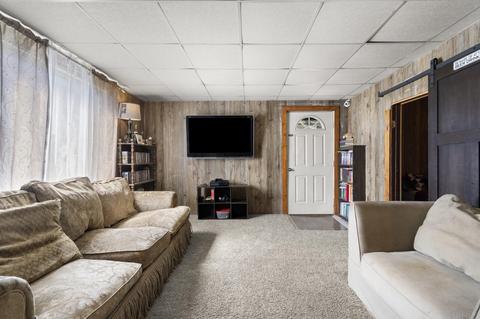 106 E Hammontree St, Larwill, IN 46764 photo 10