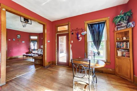 195 W Maple St, Waterloo, IN 46793 photo 3