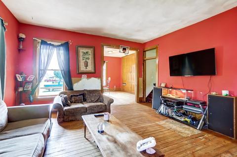 195 W Maple St, Waterloo, IN 46793 photo 6