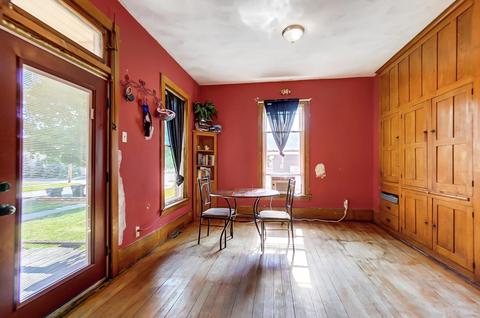 195 W Maple St, Waterloo, IN 46793 photo 4