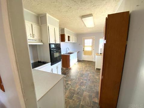 365 E Franklin St, Lyons, IN 47443 photo 14