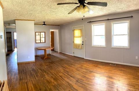 365 E Franklin St, Lyons, IN 47443 photo 9