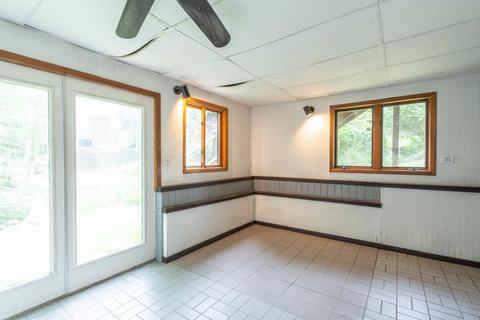 2327 E Winding Brook Ct, Bloomington, IN 47401 photo 32